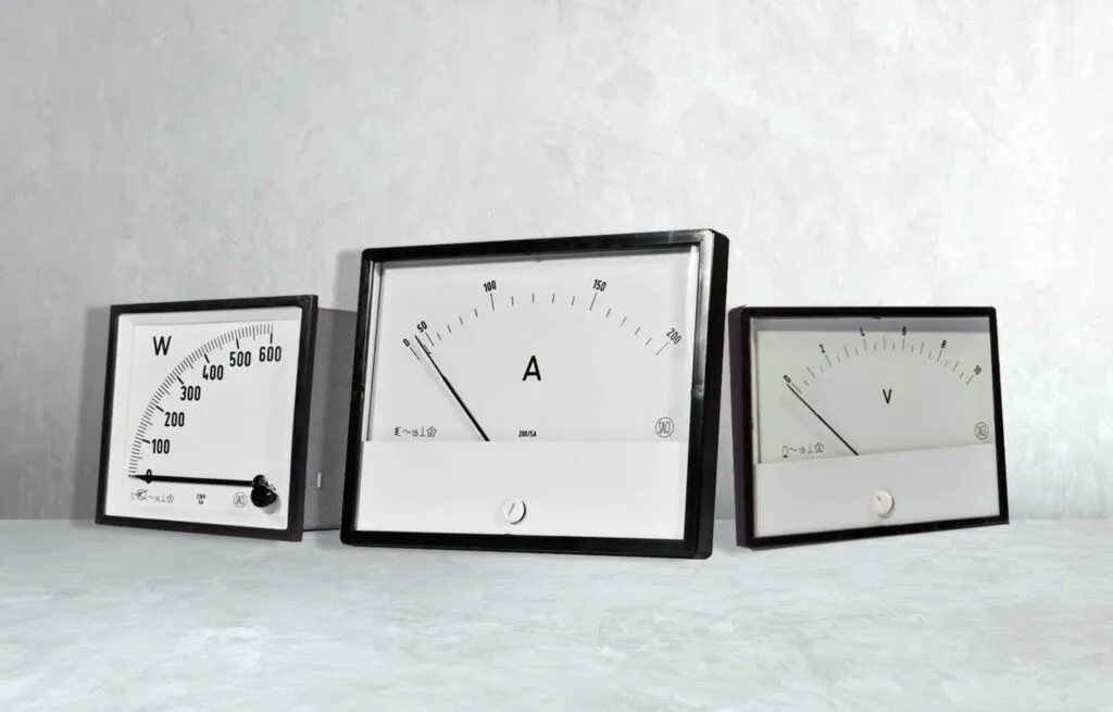 Analogue & synchronizing Instruments Analogue devices with Different sizes ( 96*96 mm ,72*72 mm ,48*48 mm ) that measure All electrical parameters as current ,Voltage ,WATT ,VAR ,P.F ,Frequency ,Run hour – MAXIMUM DEMAND METERS – DC INDICATORS – SYNCHRONIZING METERS